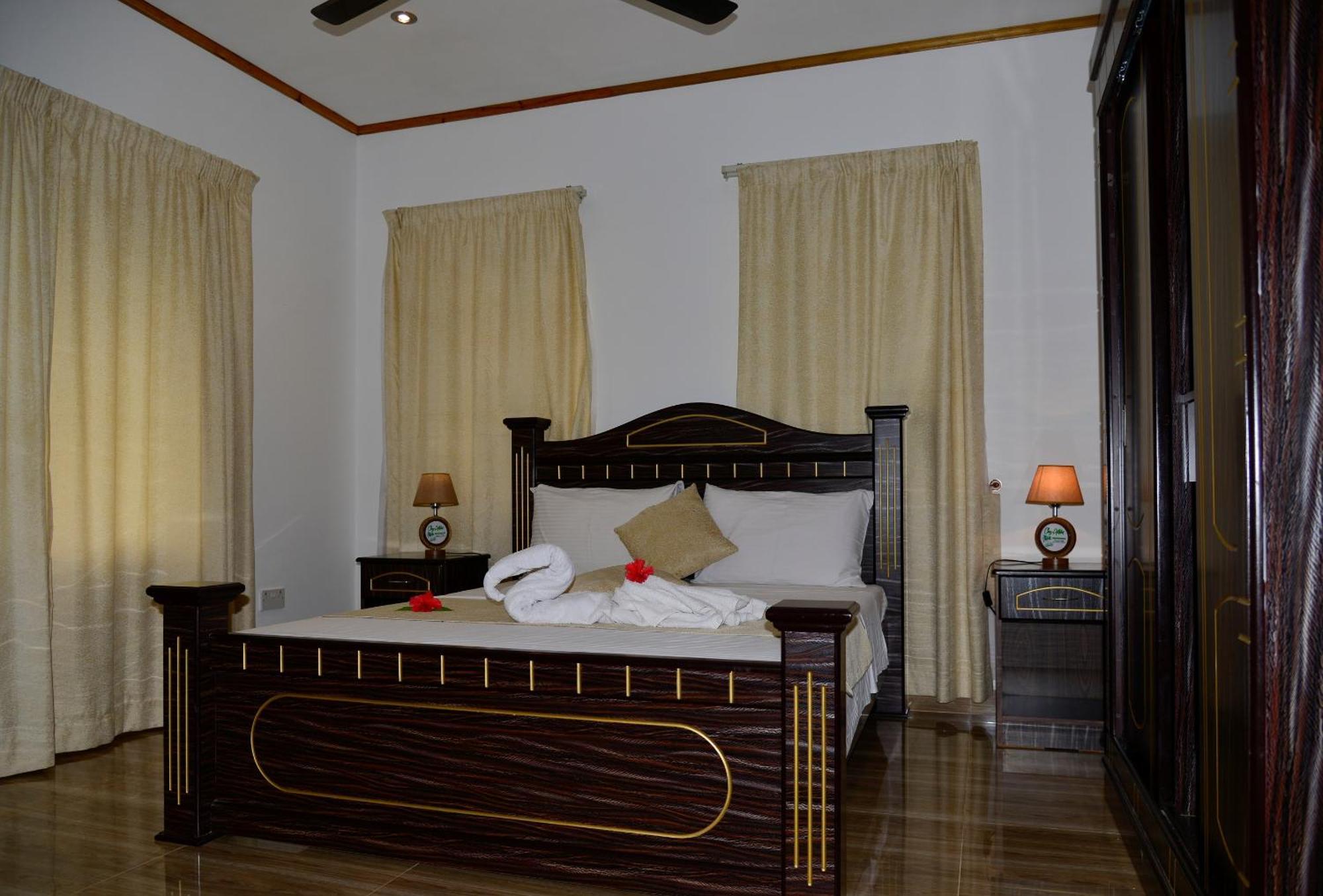 Chez Antoine Apartments Grand Anse  Bagian luar foto