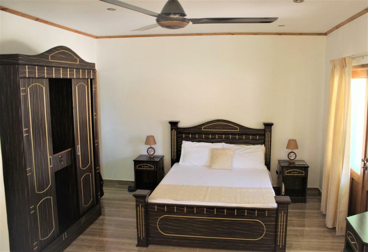 Chez Antoine Apartments Grand Anse  Bagian luar foto