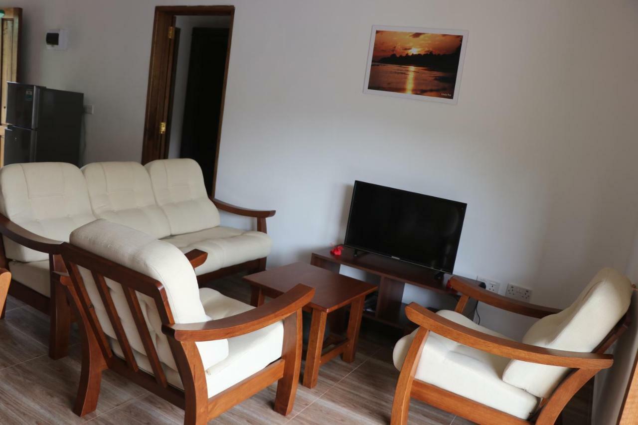 Chez Antoine Apartments Grand Anse  Bagian luar foto