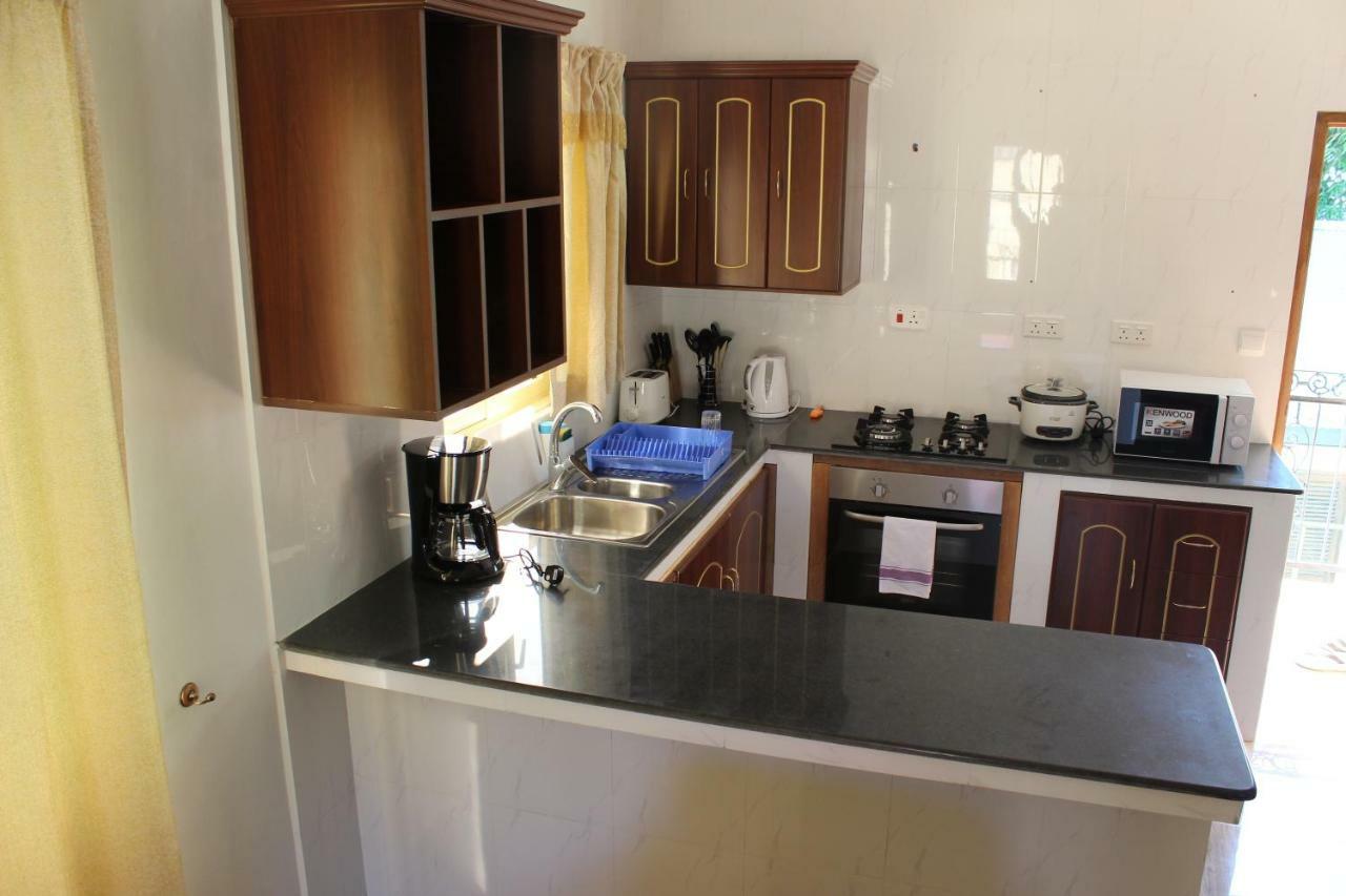 Chez Antoine Apartments Grand Anse  Bagian luar foto