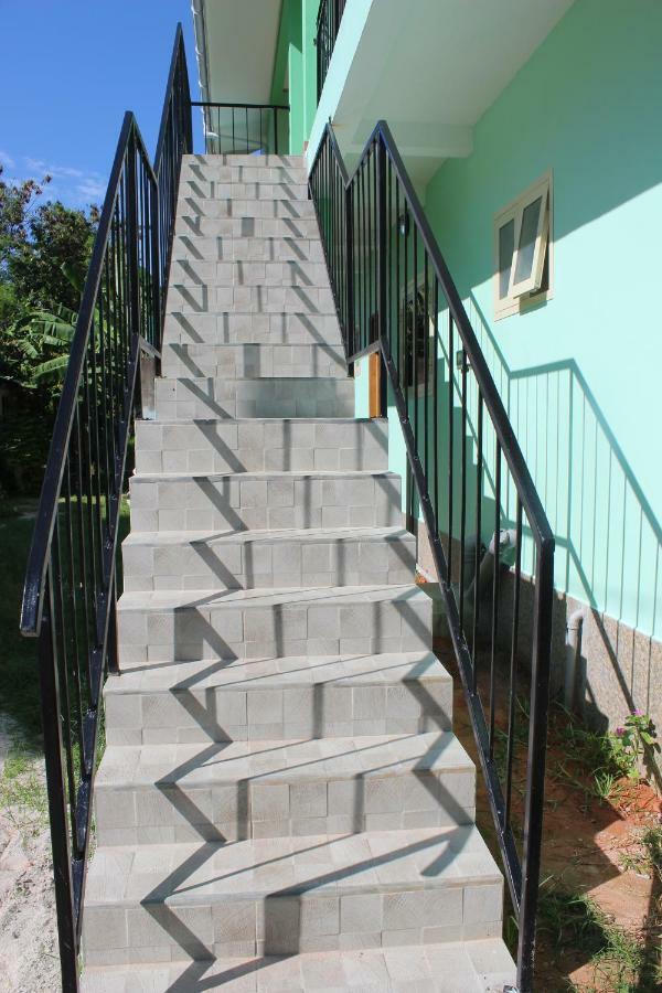 Chez Antoine Apartments Grand Anse  Bagian luar foto